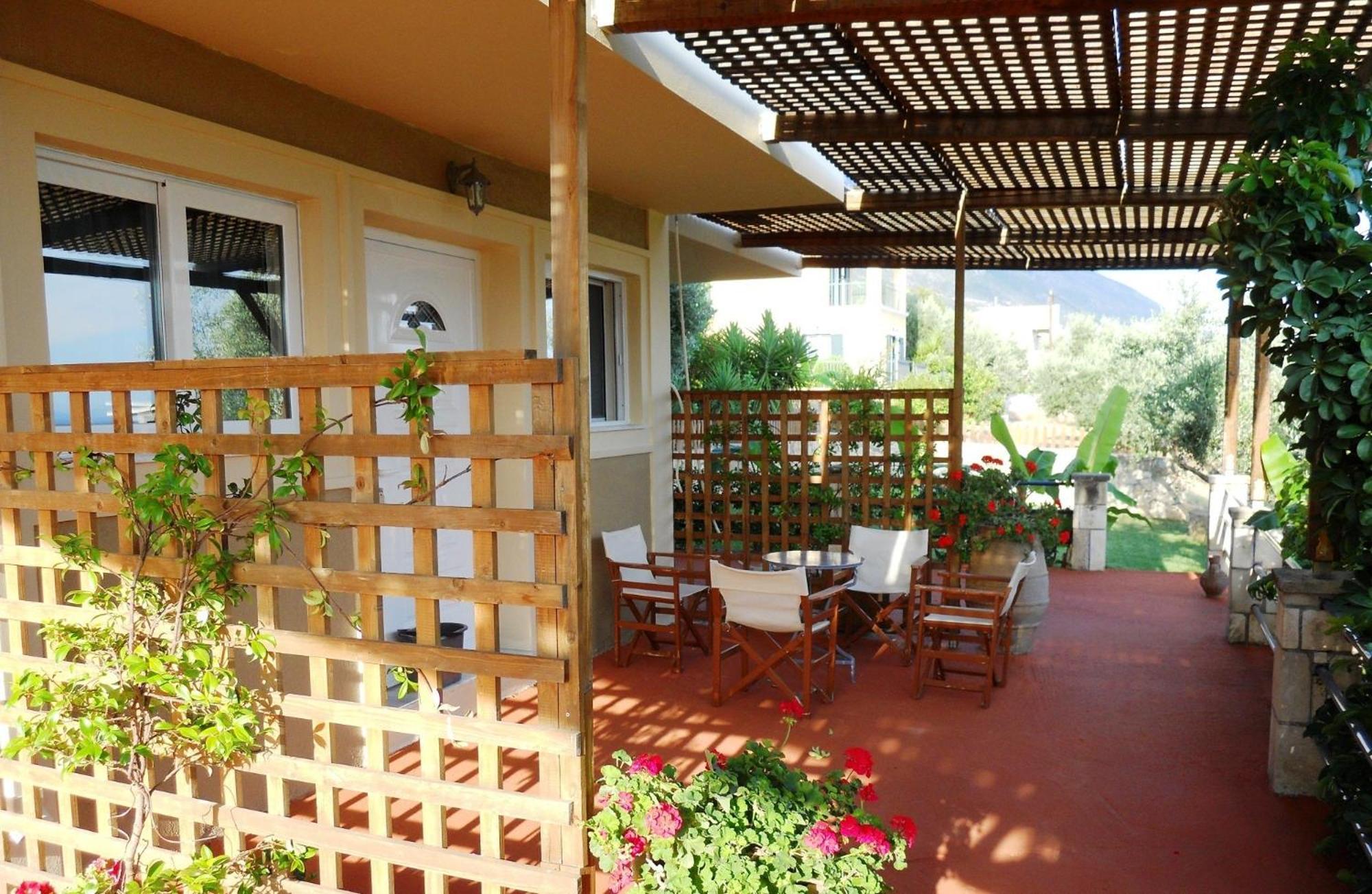 Delfinia Apartment Vlachata Bagian luar foto