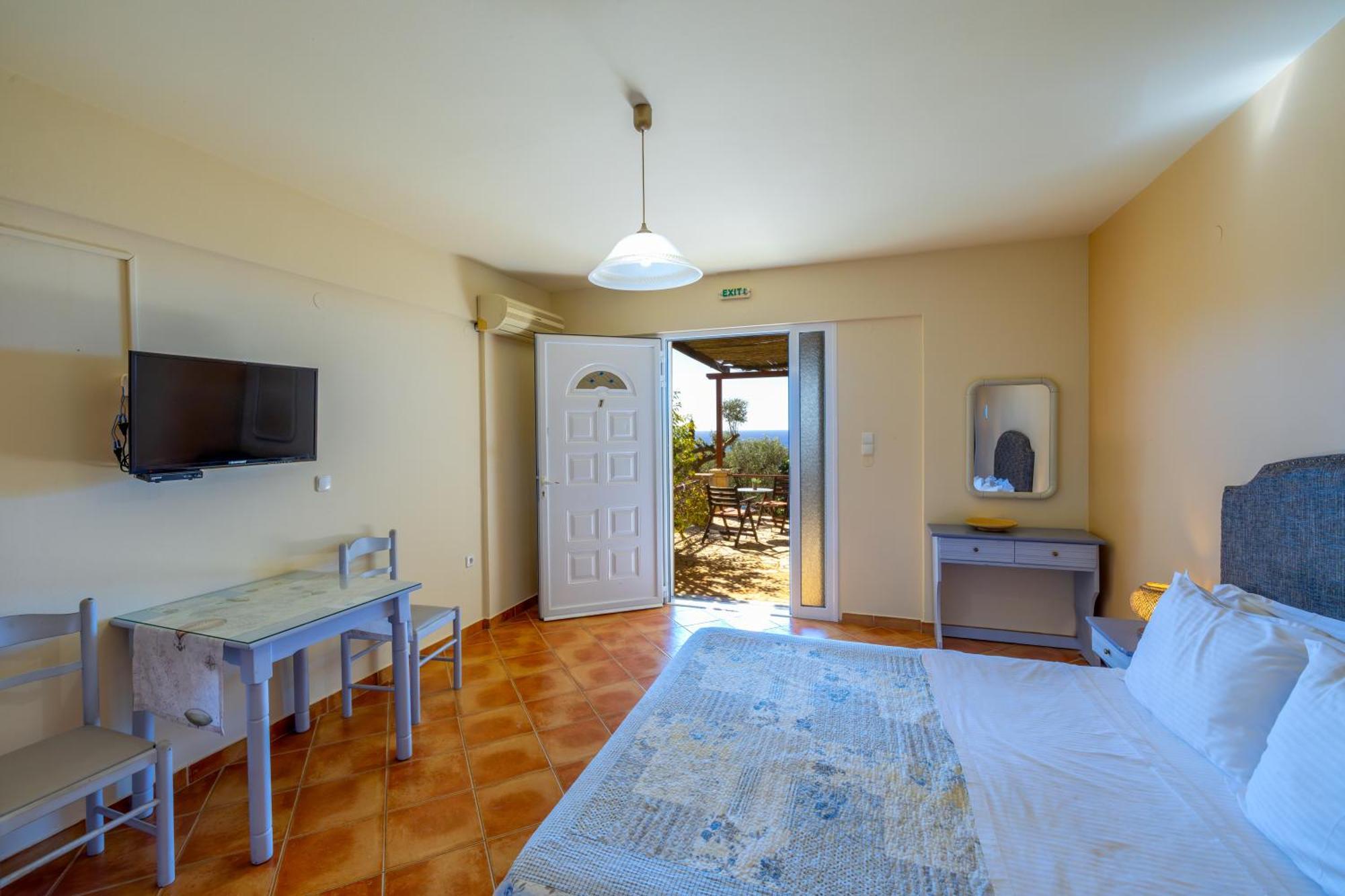 Delfinia Apartment Vlachata Bagian luar foto