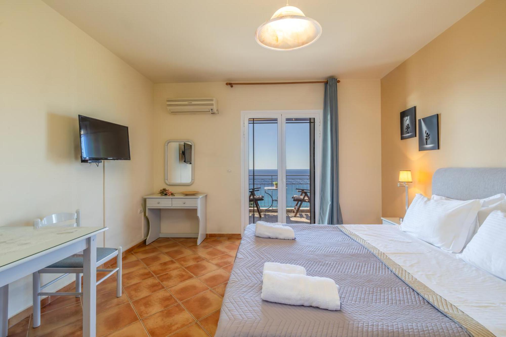 Delfinia Apartment Vlachata Bagian luar foto